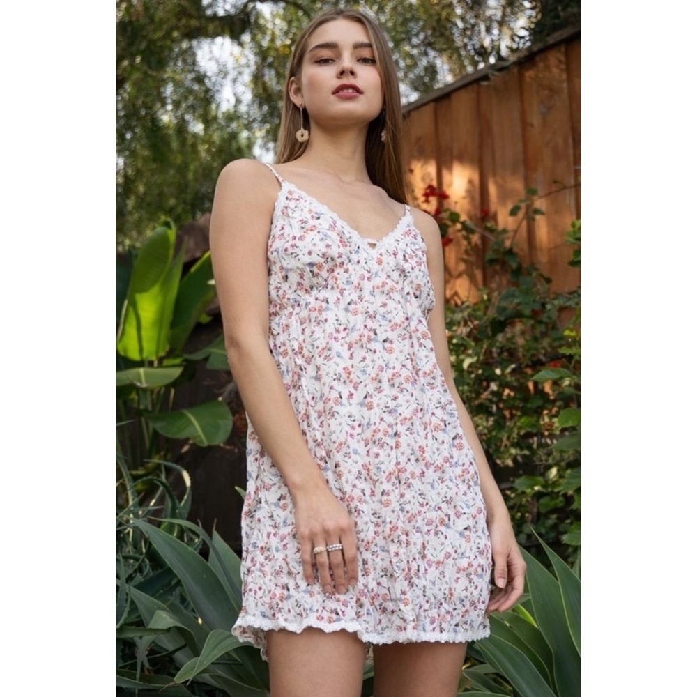 POL Ivory Floral V Neck Mini Slip Dress - Picture 6 of 8
